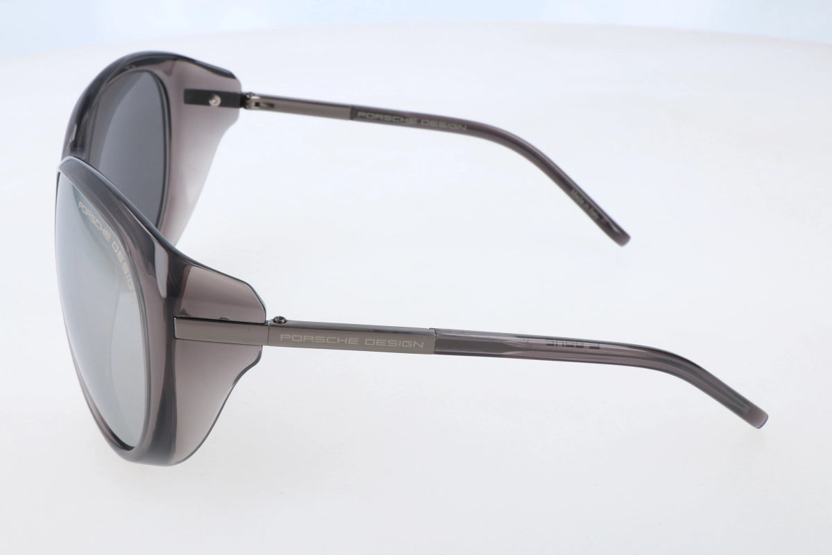 Porsche Design P8602